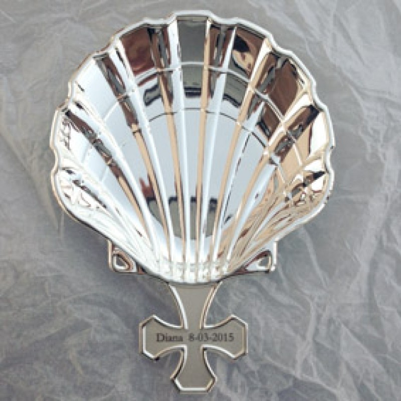 Baptism shell with silver plated cross Baptism shell with silver plated cross