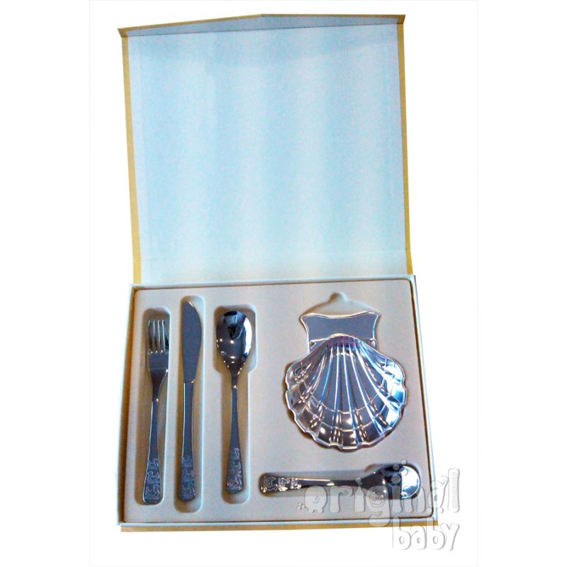 Estuche de 4 cubiertos y Concha Estuche de 4 cubiertos y Concha